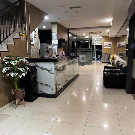 Signature Hotel Kuantan Exterior photo