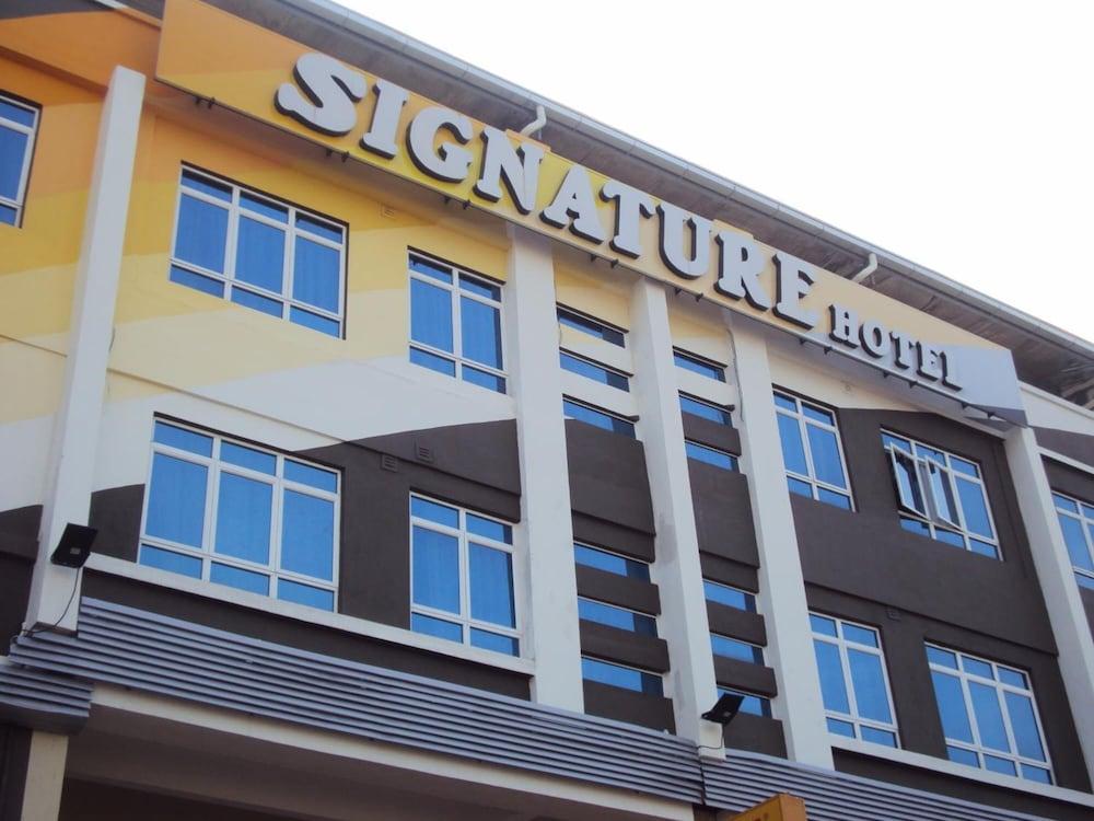 Signature Hotel Kuantan Exterior photo