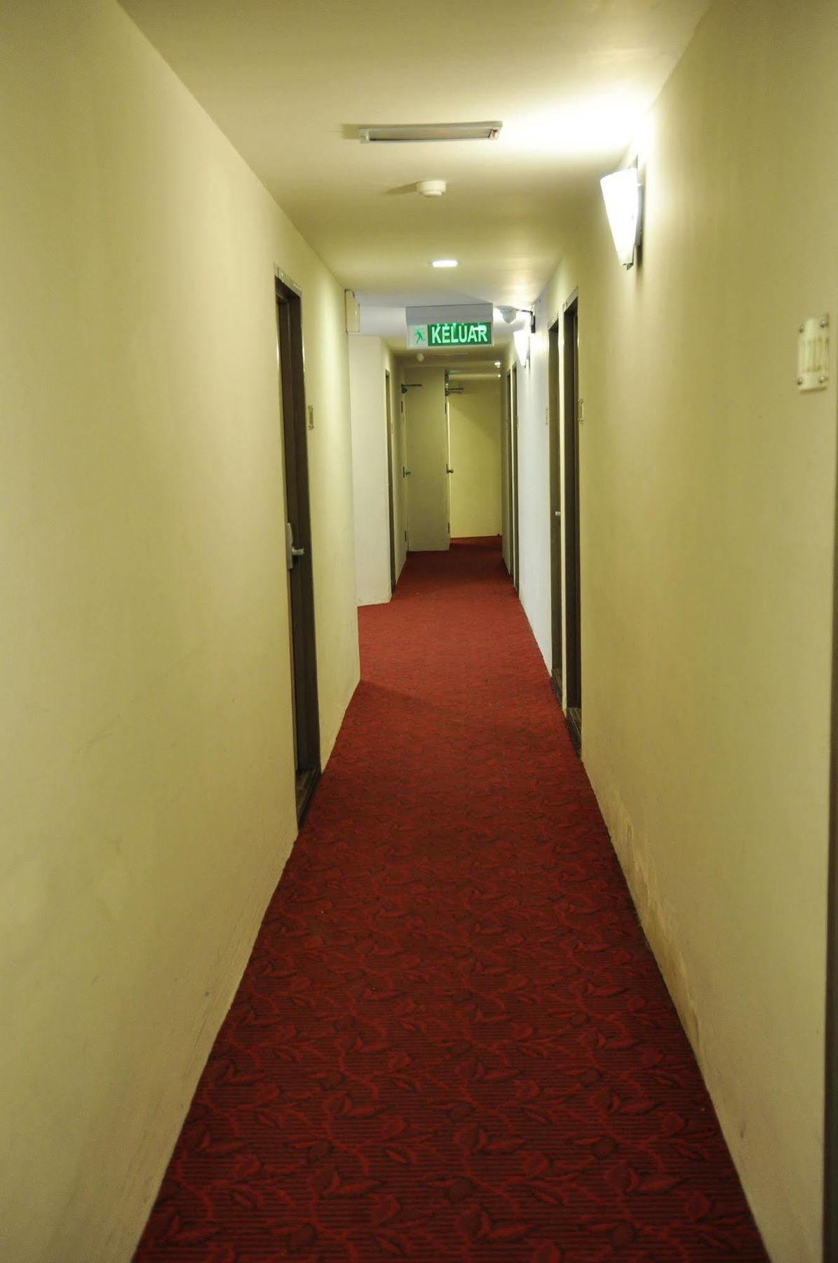 Signature Hotel Kuantan Exterior photo
